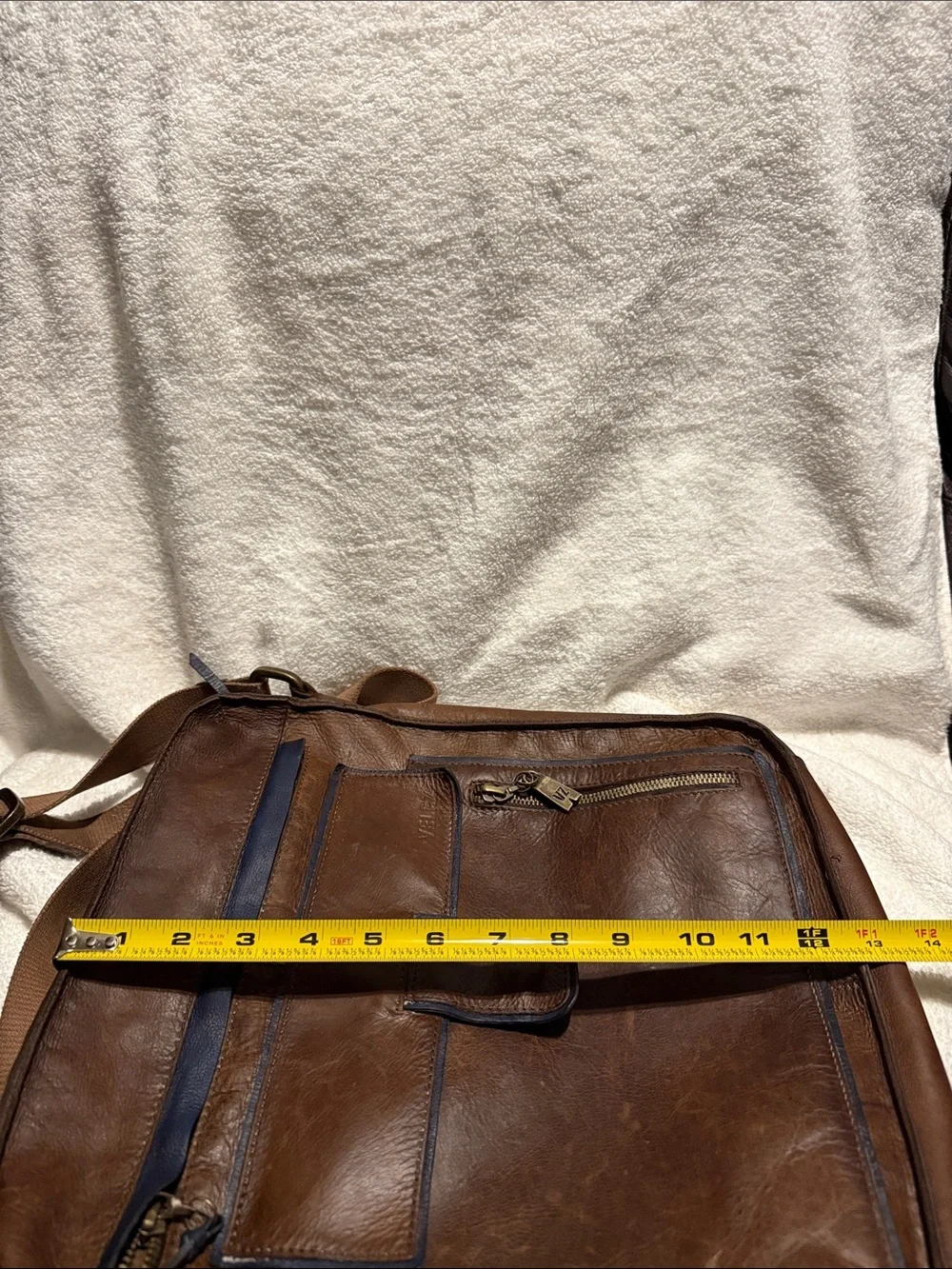 Vintage VELEZ Brown Leather Crossbody Messenger Bag - Classic Everyday Carry